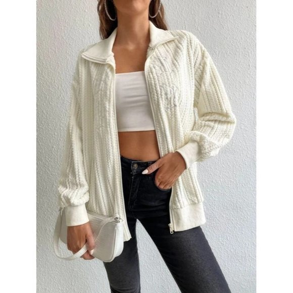 Sweaters - Zip up front knit cardigan